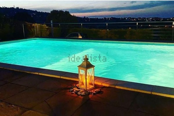 casa indipendente in vendita ad Ancona in zona Candia