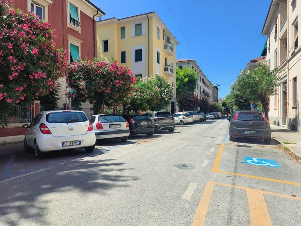 appartamento in vendita ad Ancona in zona Adriatico