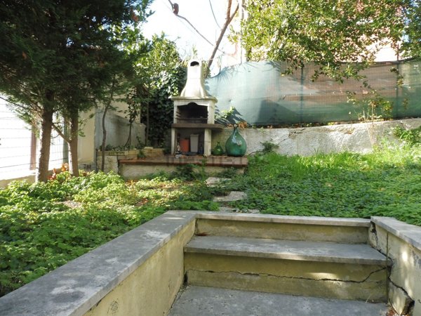 appartamento in vendita ad Ancona in zona Scrima