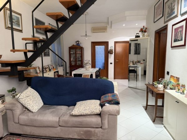 appartamento in vendita ad Ancona in zona Piano San Lazzaro