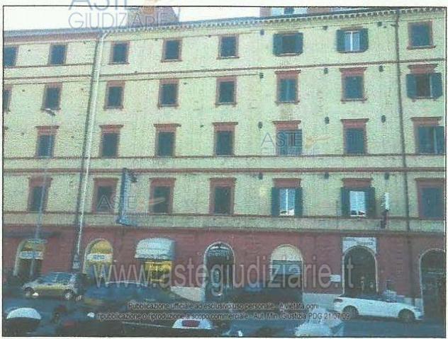 negozio in vendita ad Ancona in zona Piano San Lazzaro