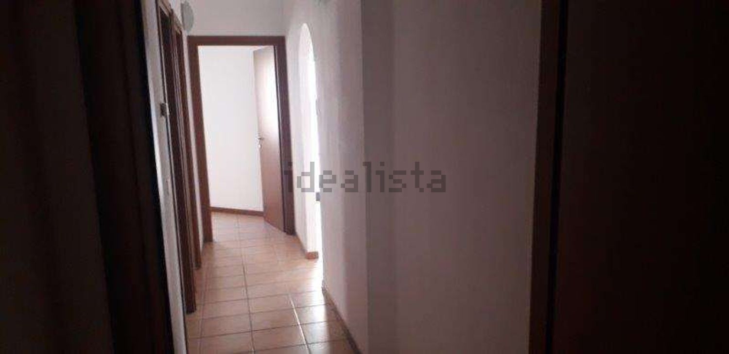 locale commerciale in vendita ad Ancona in zona Centro Storico