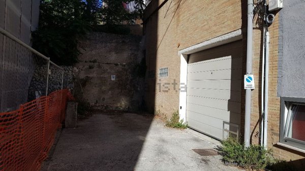 appartamento in vendita ad Ancona in zona Borgo Rodi