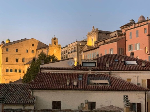 appartamento in vendita ad Ancona in zona Centro Storico