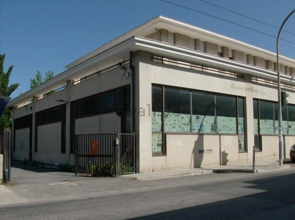 ufficio in vendita ad Ancona in zona Piano San Lazzaro
