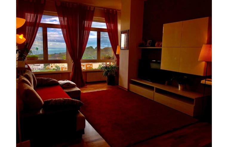 appartamento in vendita ad Ancona in zona Pietra La Croce