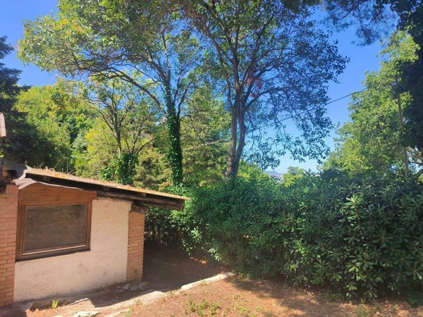 casa indipendente in vendita ad Ancona in zona Massignano