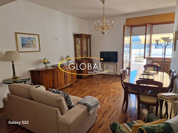 appartamento in vendita ad Ancona in zona Palombare