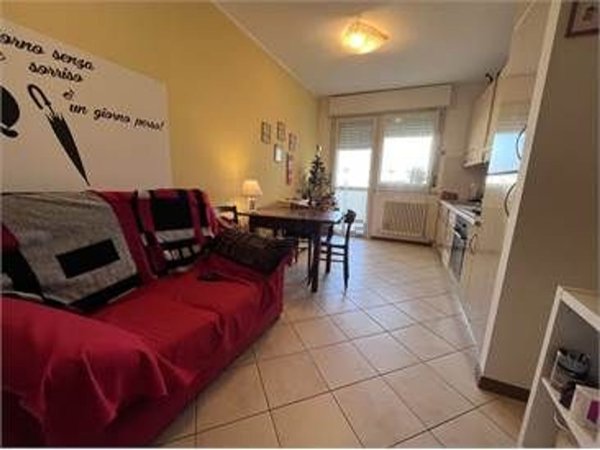 appartamento in vendita ad Ancona in zona Palombare