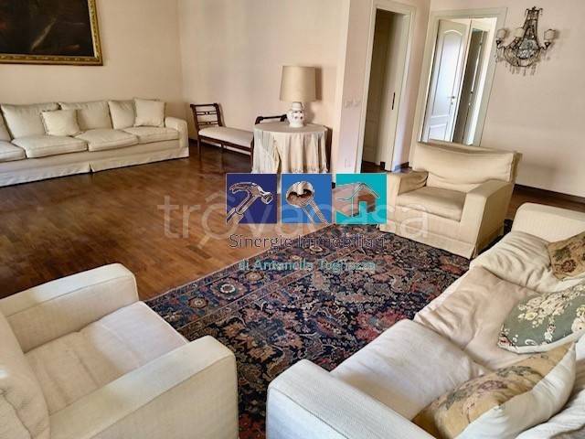 appartamento in vendita ad Ancona in zona Centro Storico