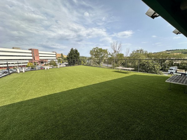 ufficio in vendita ad Ancona in zona Piano San Lazzaro