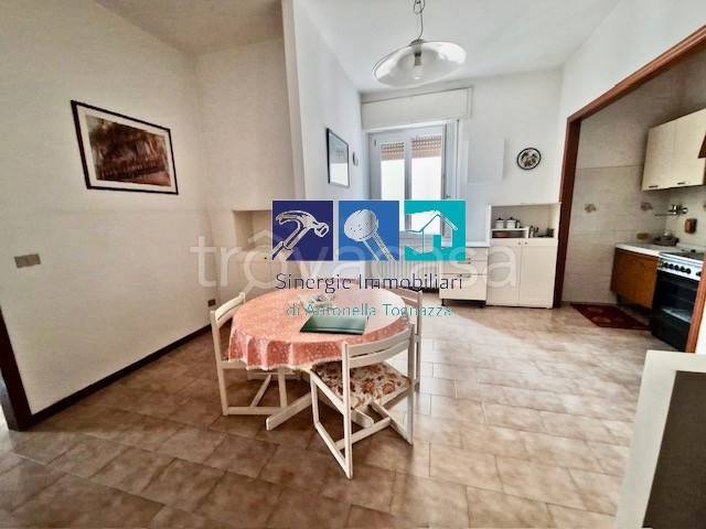 appartamento in vendita ad Ancona in zona Adriatico