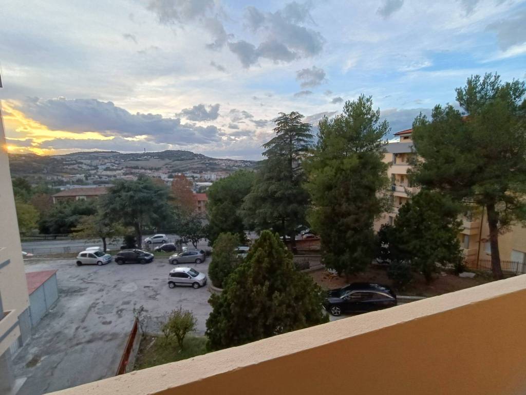 appartamento in vendita ad Ancona in zona Tavernelle