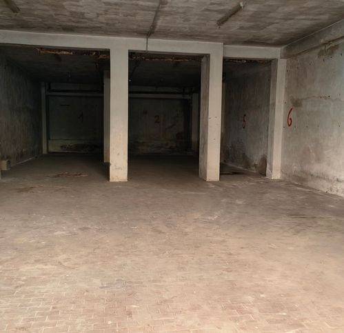 negozio in vendita ad Ancona in zona Tavernelle