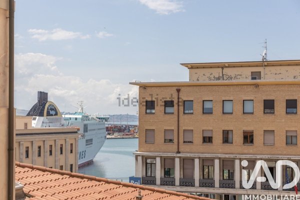 appartamento in vendita ad Ancona in zona Centro Storico