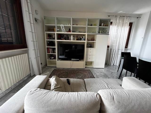 appartamento in vendita ad Ancona in zona Montedago