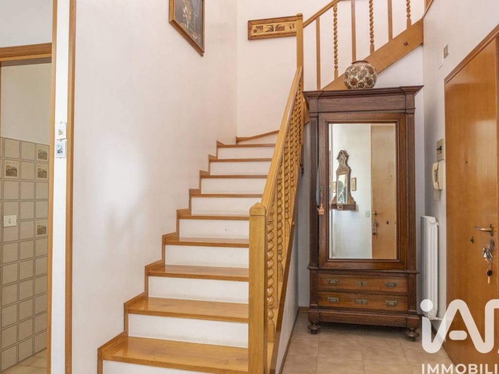 appartamento in vendita ad Ancona in zona Piano San Lazzaro