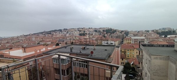 appartamento in vendita ad Ancona in zona Passetto