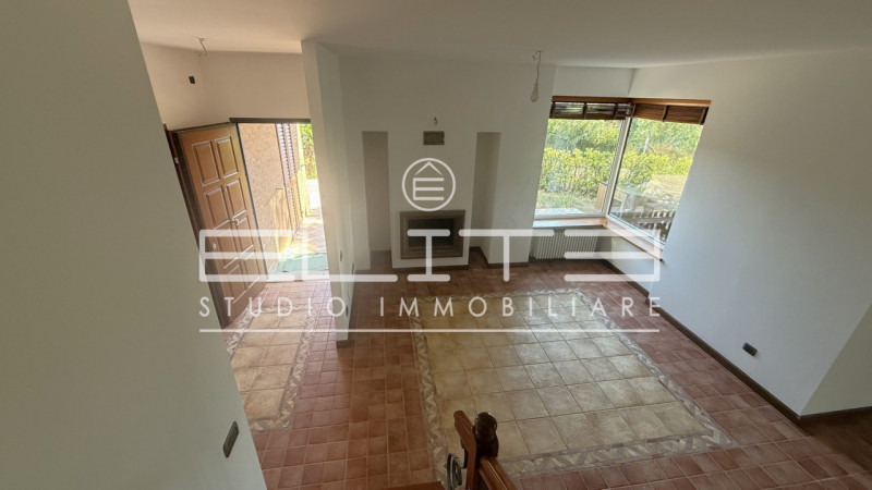 casa indipendente in vendita ad Ancona