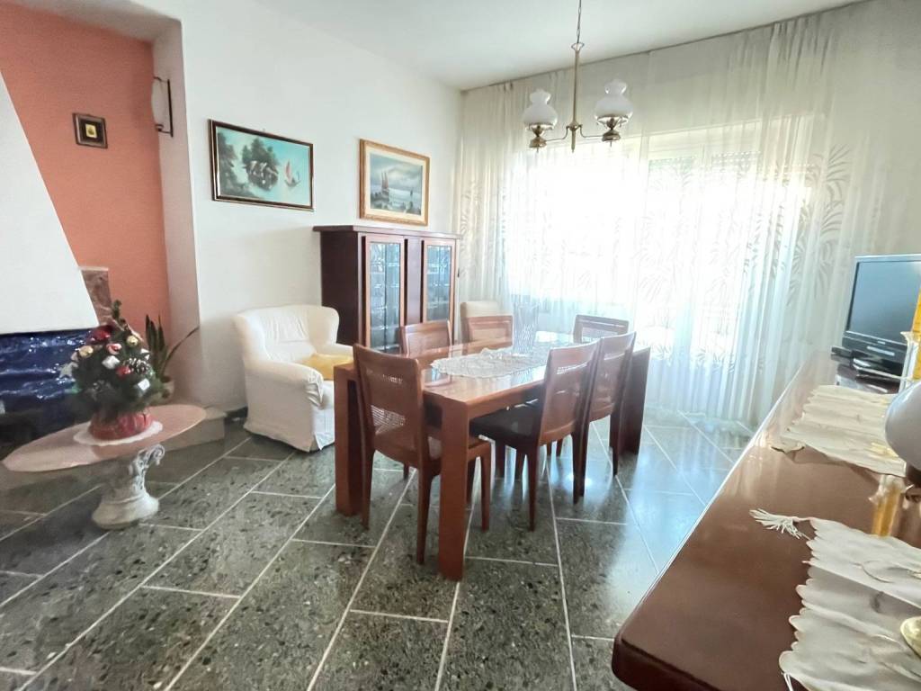 appartamento in vendita ad Ancona in zona Tavernelle