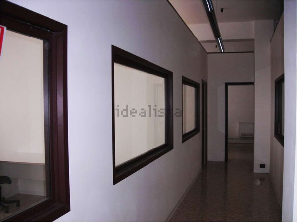 capannone in vendita ad Ancona in zona Palombare