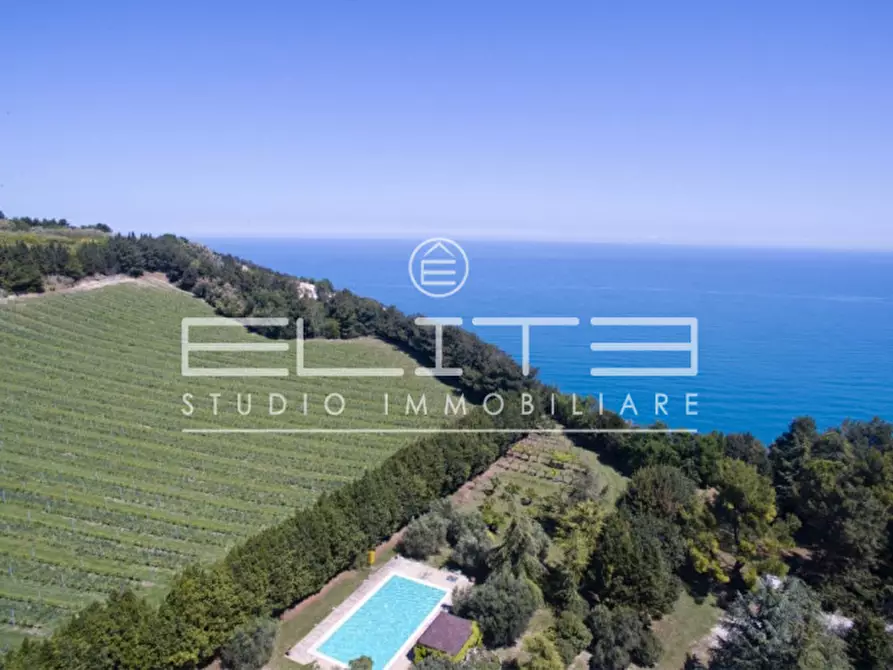 casa indipendente in vendita ad Ancona in zona Piano San Lazzaro