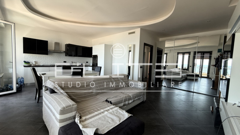 appartamento in vendita ad Ancona in zona Piano San Lazzaro