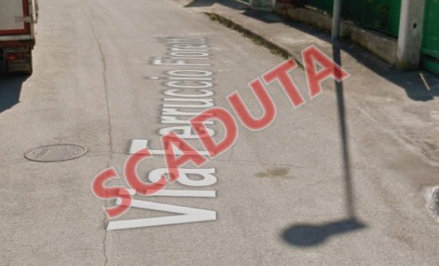 negozio in vendita ad Ancona in zona Piano San Lazzaro