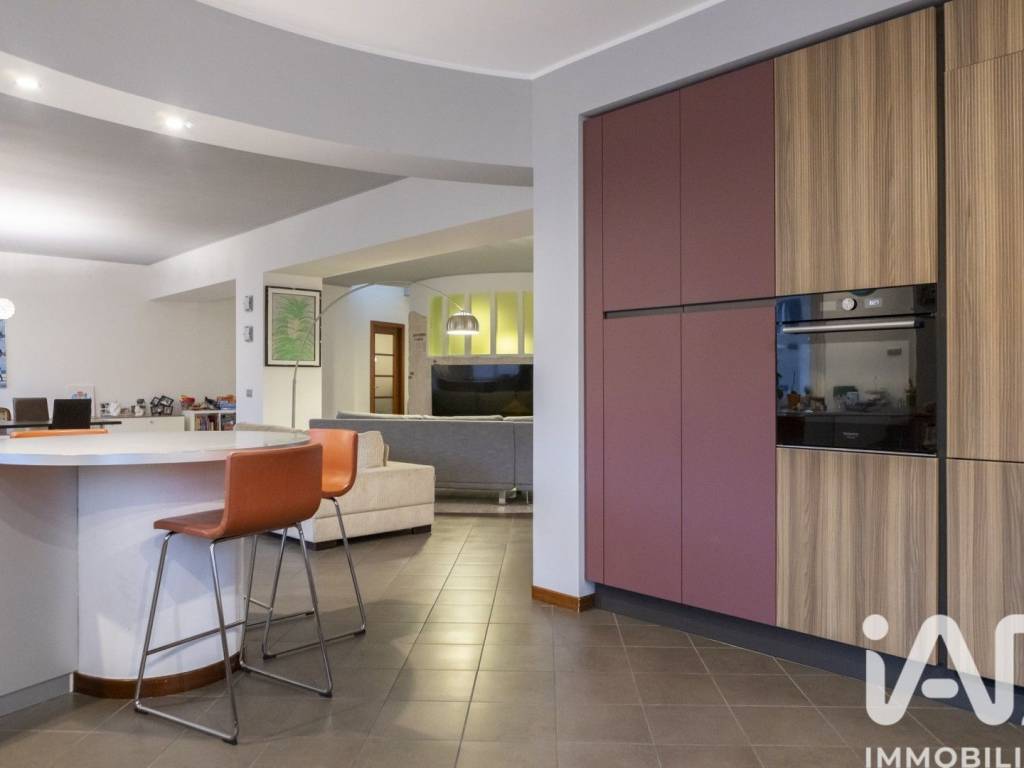 appartamento in vendita ad Ancona in zona Adriatico