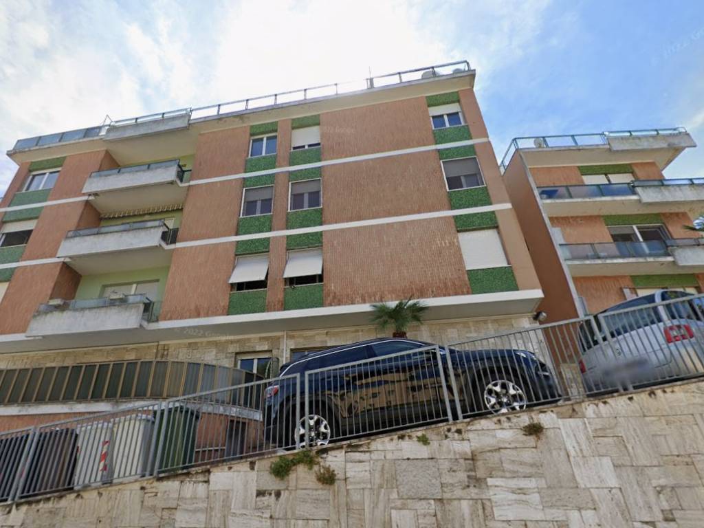 appartamento in vendita ad Ancona in zona Passetto