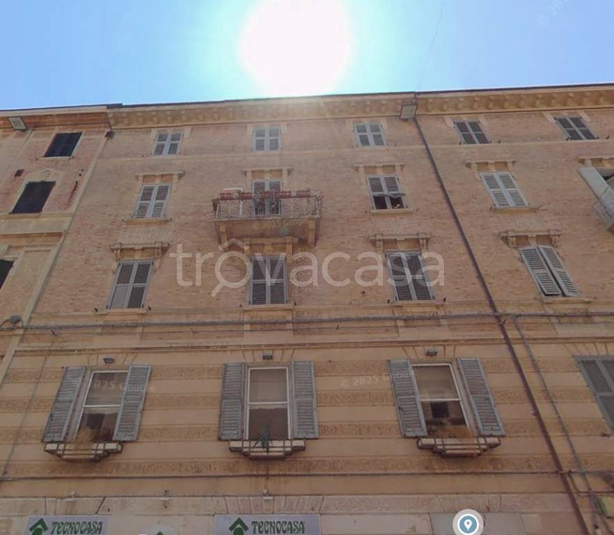 appartamento in vendita ad Ancona in zona Centro Storico