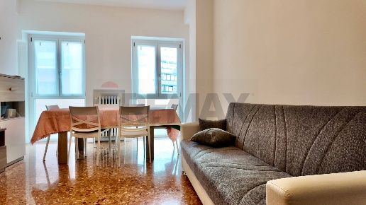 appartamento in vendita ad Ancona in zona Adriatico