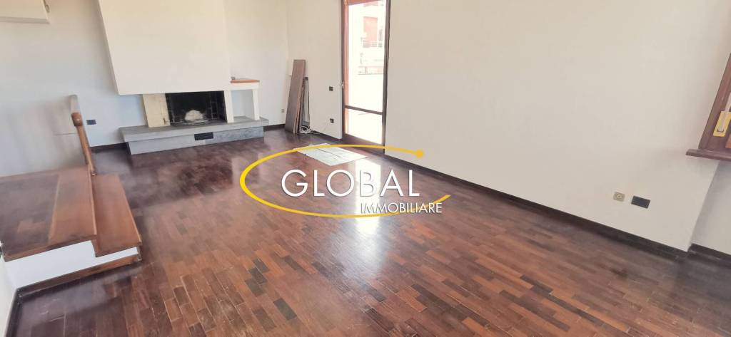 casa indipendente in vendita ad Ancona in zona Pinocchio