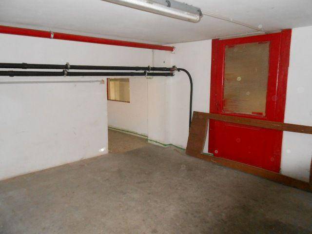 negozio in vendita ad Ancona in zona Palombare