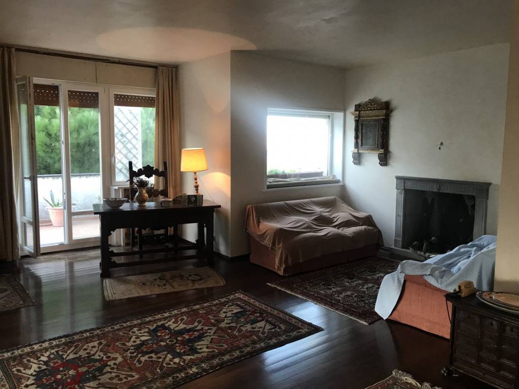 appartamento in vendita ad Ancona in zona Adriatico