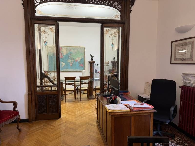 ufficio in vendita ad Ancona in zona Centro Storico
