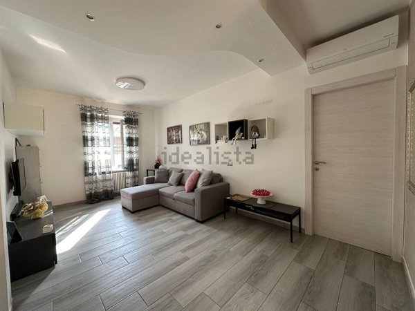 appartamento in vendita ad Ancona in zona Vallemiano