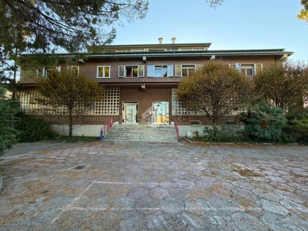 appartamento in vendita ad Ancona in zona Piano San Lazzaro