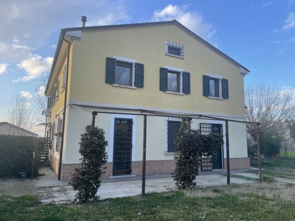 casa indipendente in vendita ad Ancona in zona Centro Storico