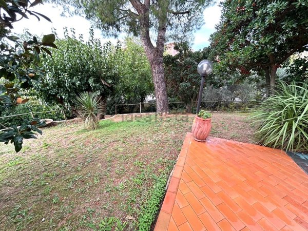 appartamento in vendita ad Ancona in zona Piano San Lazzaro