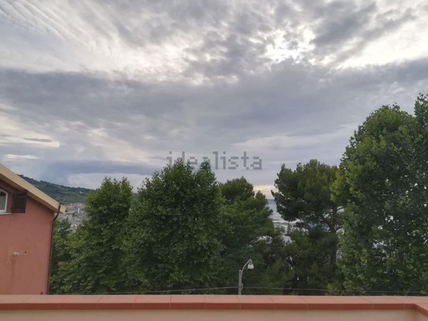 appartamento in vendita ad Ancona in zona Montirozzo