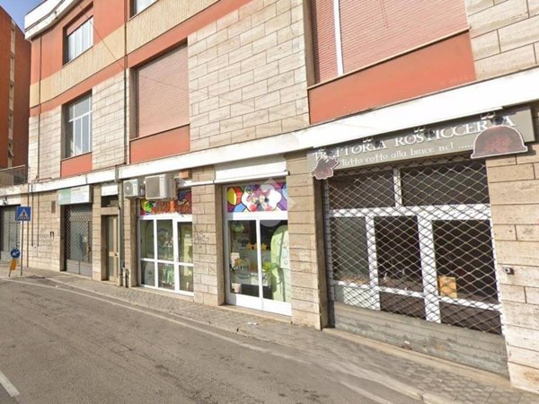 ufficio in vendita ad Ancona in zona Piano San Lazzaro