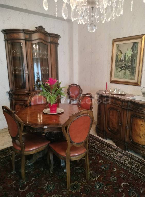 appartamento in vendita ad Ancona in zona Vallemiano