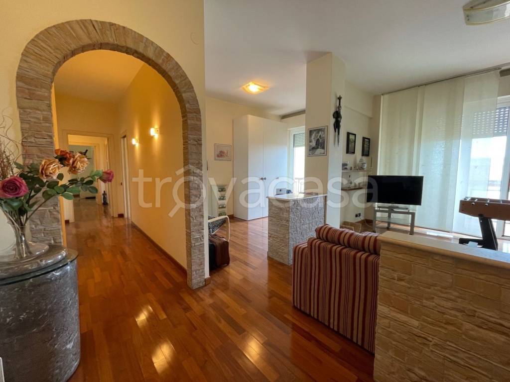 appartamento in vendita ad Ancona in zona Torrette