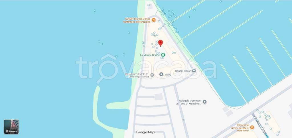 locale commerciale in vendita ad Ancona