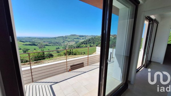 appartamento in vendita ad Ancona in zona Gallignano