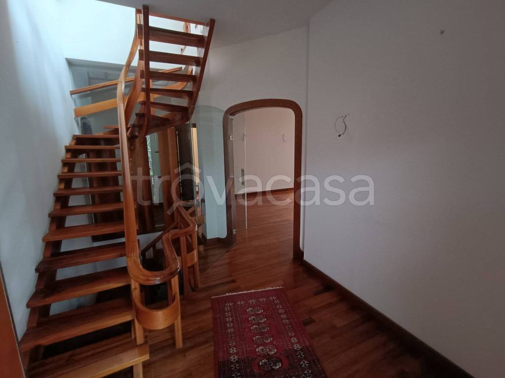 casa indipendente in vendita ad Ancona in zona Pietra La Croce