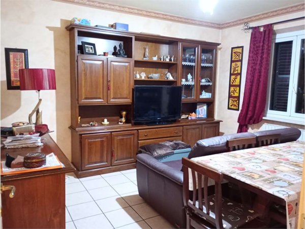 appartamento in vendita ad Ancona in zona Vallemiano