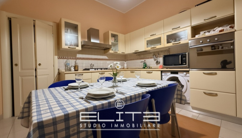 appartamento in vendita ad Ancona in zona Adriatico