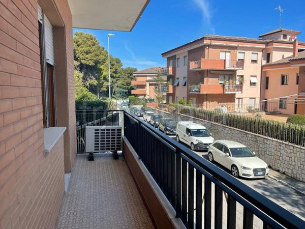 appartamento in vendita ad Ancona in zona Passetto